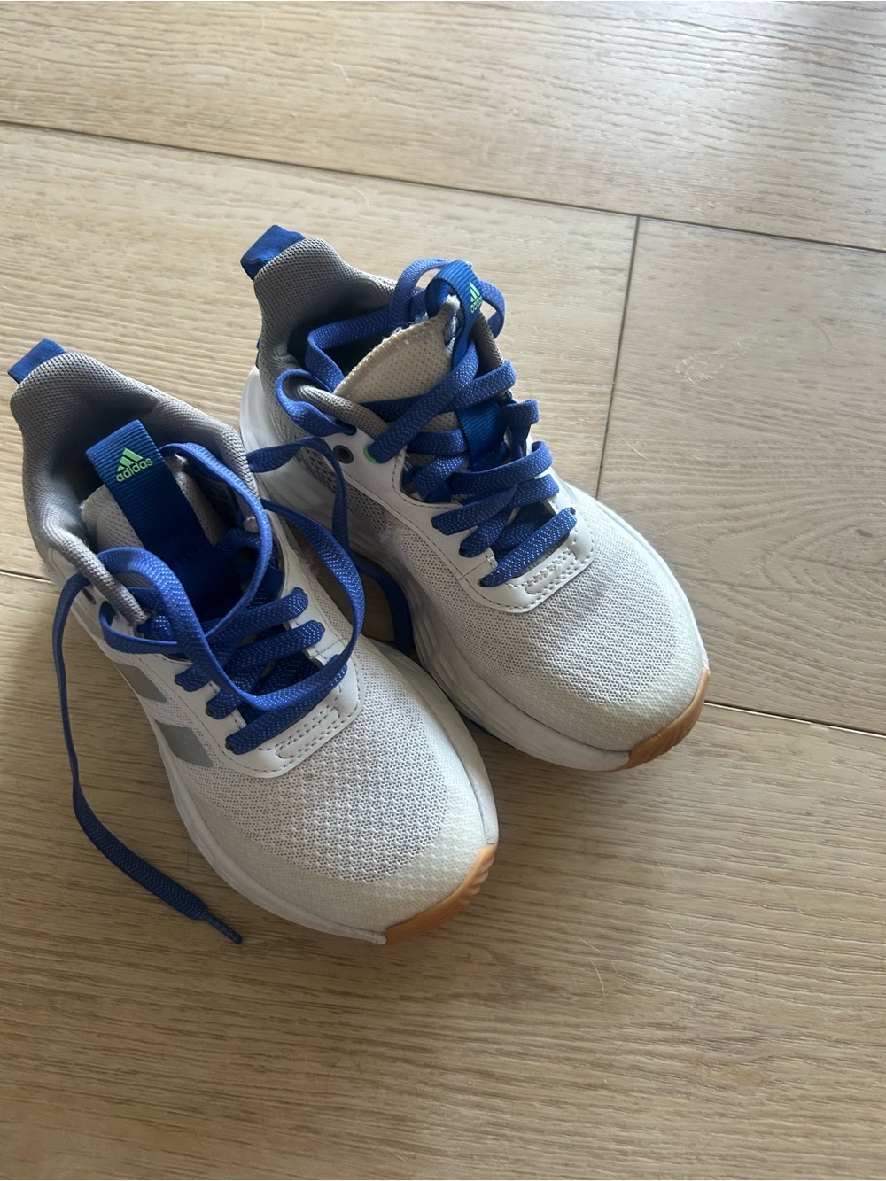 Little boys size 12.5 Adidas White & Blue tennis shoes! Like new